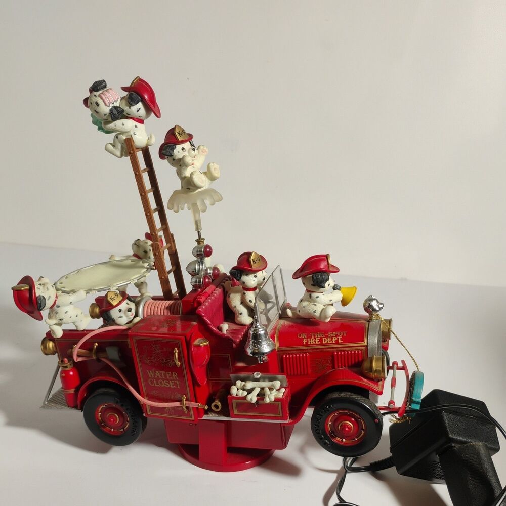 Enesco Musical Animated Fire Truck – Dalmatians K-9 Fire Dept Vintage Tested
